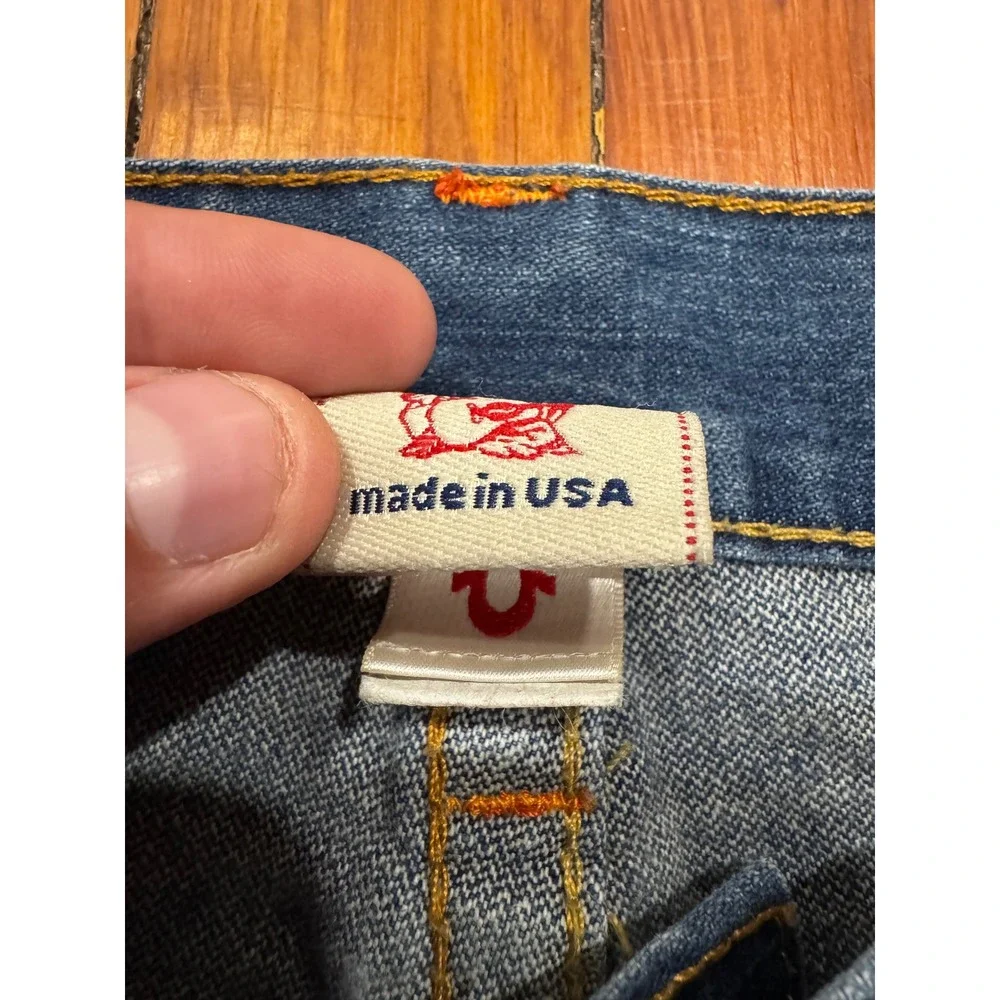 True Religion Joey World Tour Flare Jeans Medium Wash Blue Made in USA Size 33